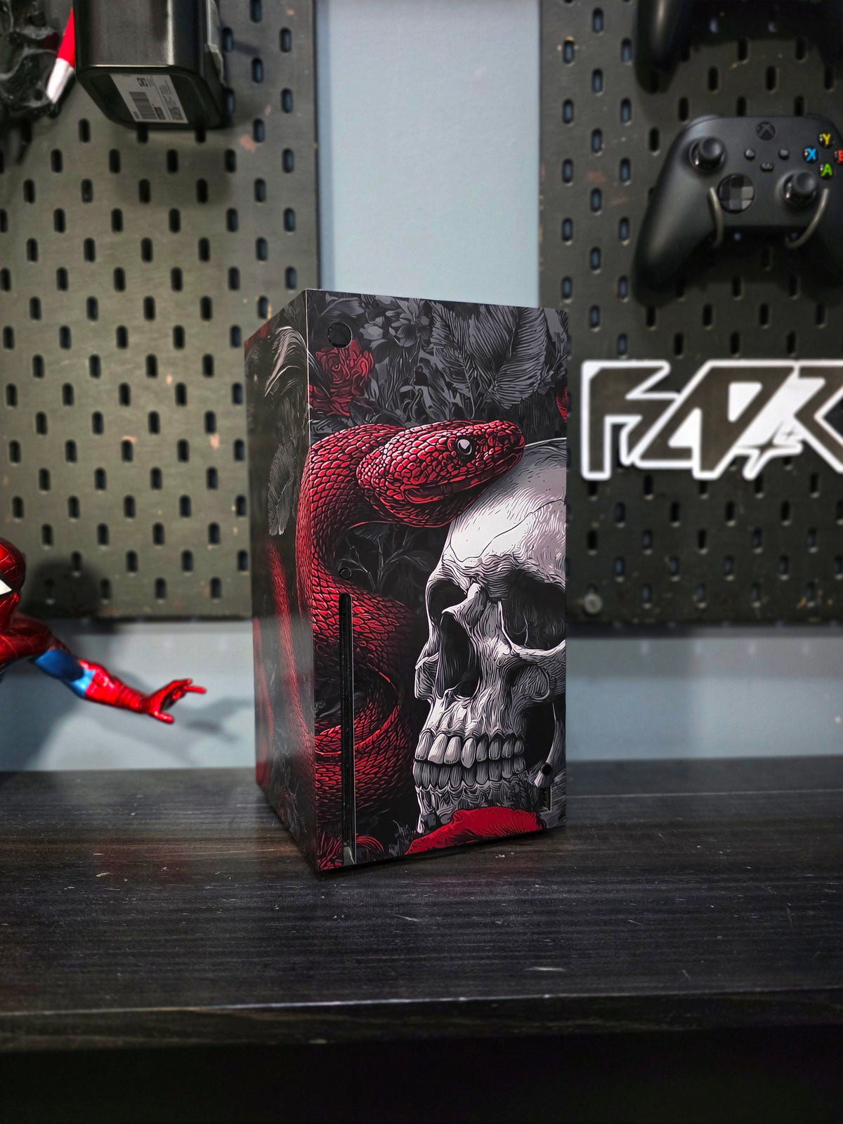 Wrap Xbox Series X Red Snake Skull