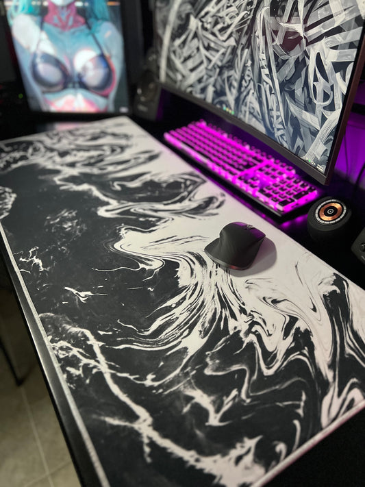 Liquid Noir