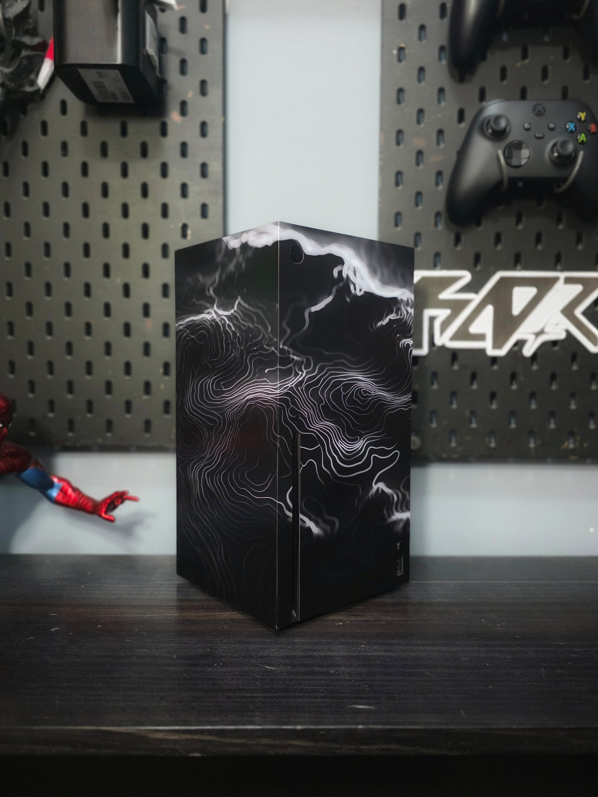 Wrap Xbox Series X Black Waves